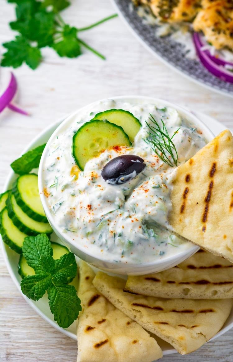 Is Tzatziki Sauce Healthy
 Easy Tzatziki Sauce Recipe