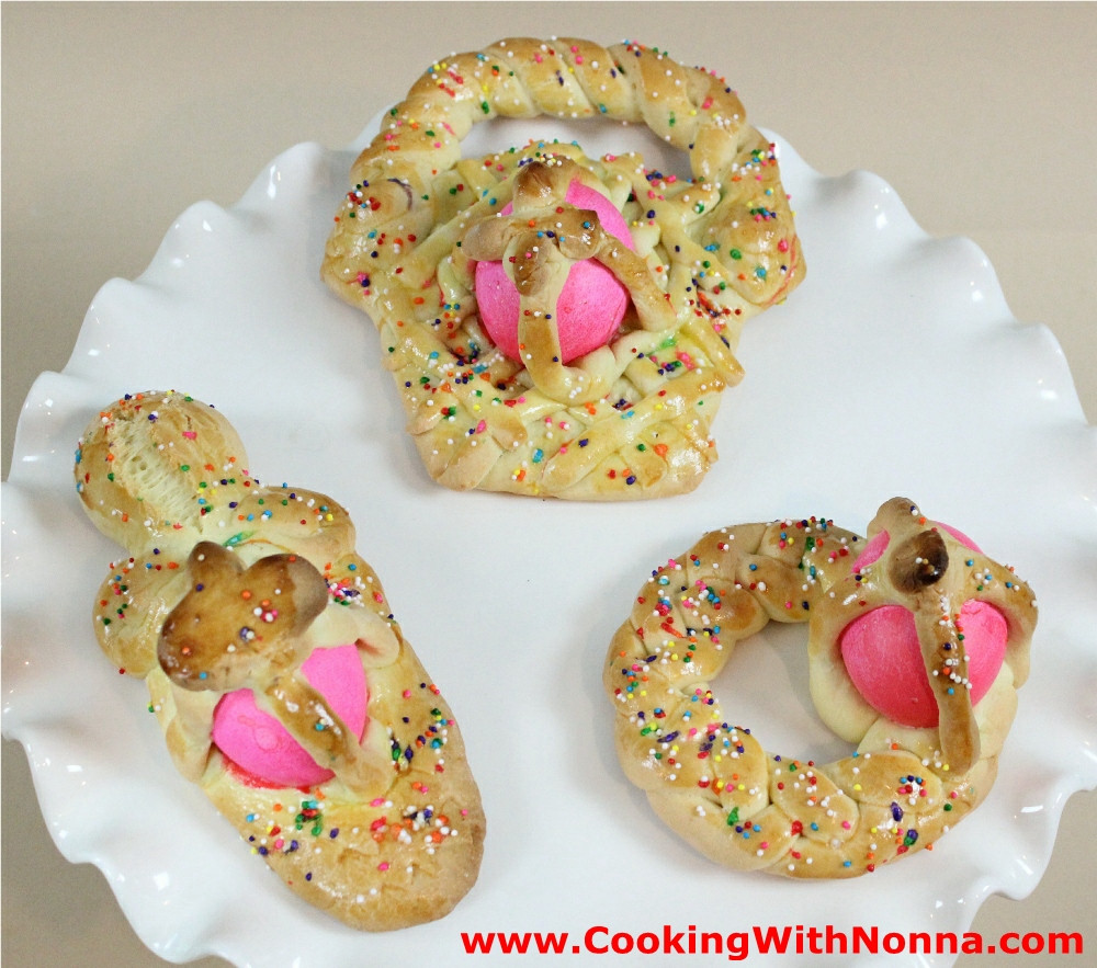 Italian Easter Bread Name
 Easter Bread Gurrugulo Scarcella