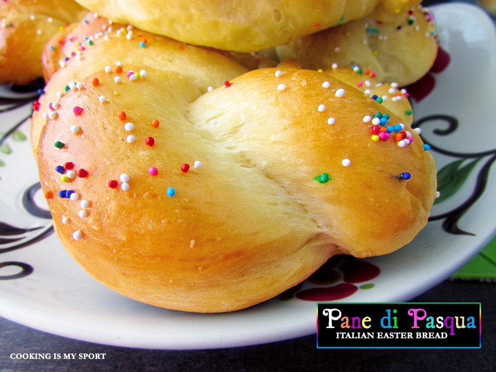 Italian Easter Bread Name
 Pane di Pasqua Italian Easter Bread