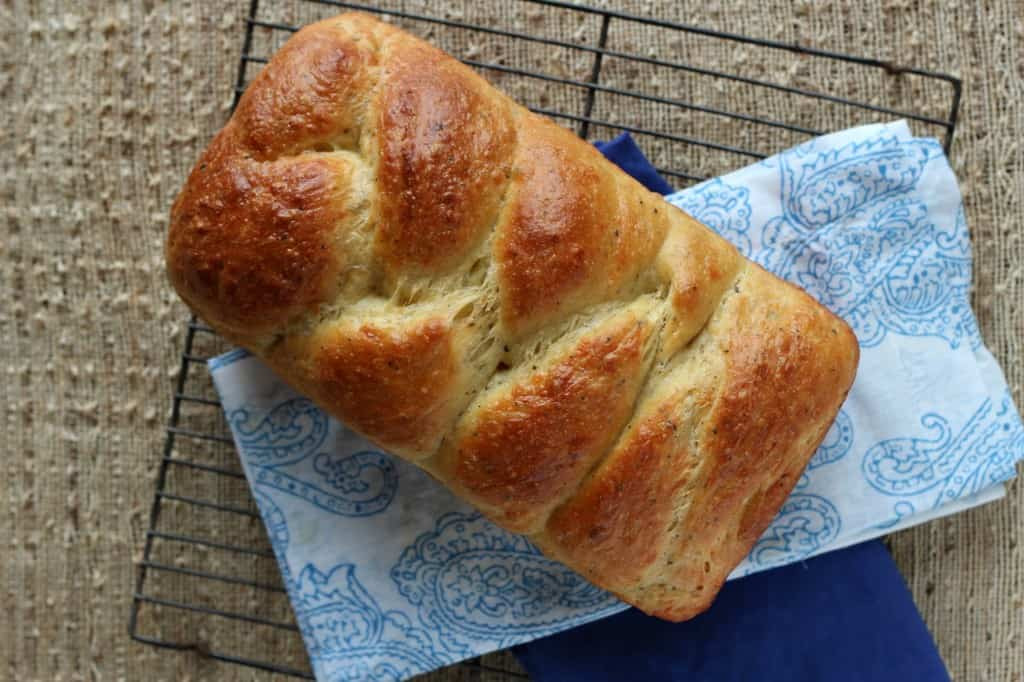 Italian Easter Bread With Meat And Cheese
 Italian Easter Cheese Bread with Breadbakers