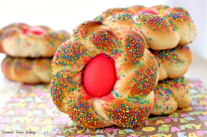 Italian Easter Dessert Recipes
 Pane di Pasqua Italian Easter bread recipe