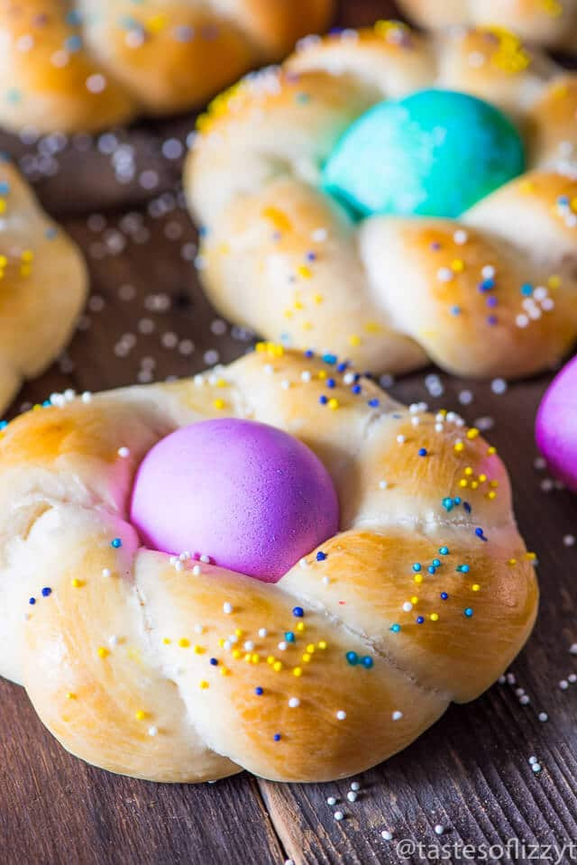 Italian Easter Egg Bread Recipe
 Italian Easter Bread Rolls Soft Twisted Homemade Roll