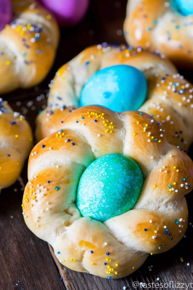 Italian Easter Egg Bread
 Italian Easter Bread Rolls Soft Twisted Homemade Roll