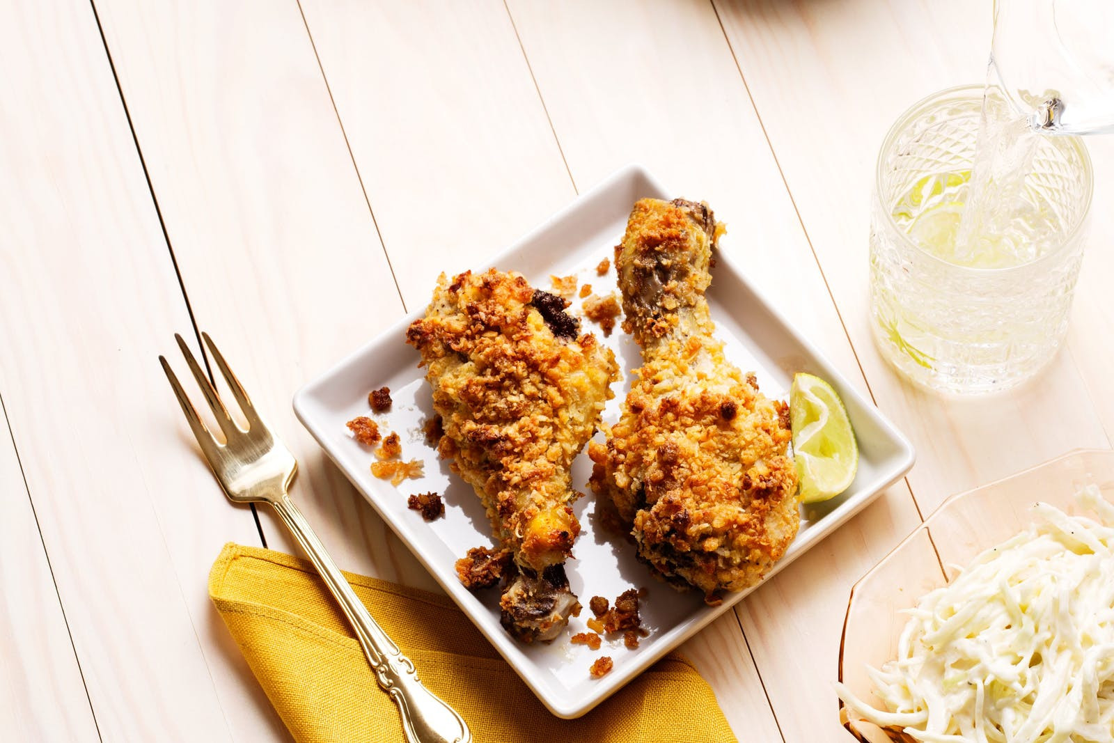 Keto Chicken Legs
 Gluten Free Crunchy Keto Chicken Drumsticks with Coleslaw