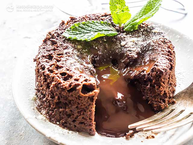 Keto Chocolate Lava Cake
 Keto Single Serve Chocolate Lava Cake