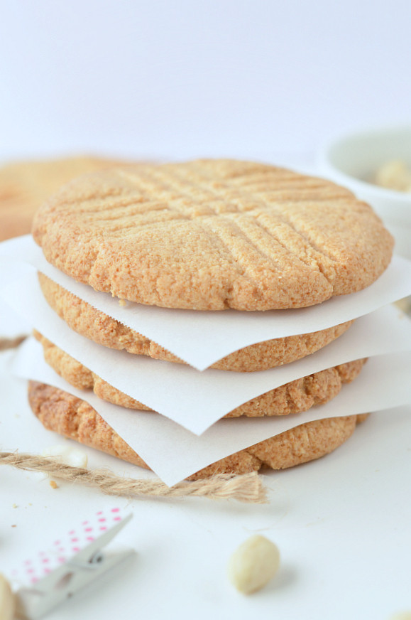 Keto Peanut Butter Cookies Almond Flour
 Easy Low carb recipes Sweetashoney