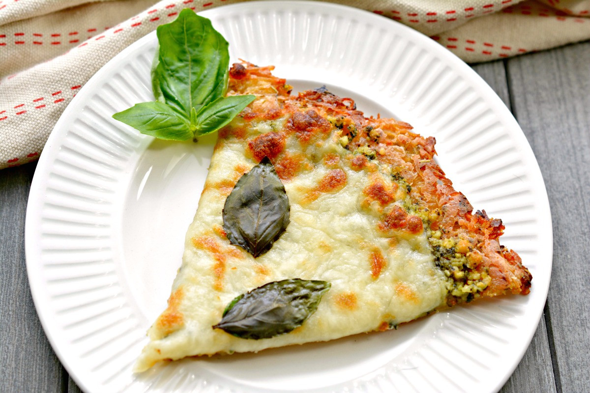 Keto Pizza Chicken Crust
 Keto Pizza with Chicken Crust and Pesto Mess for Less