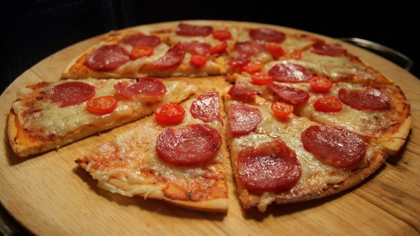Keto Pizza Sauce Recipe
 Keto Thin Crust Pizza Keto Meals and Recipes