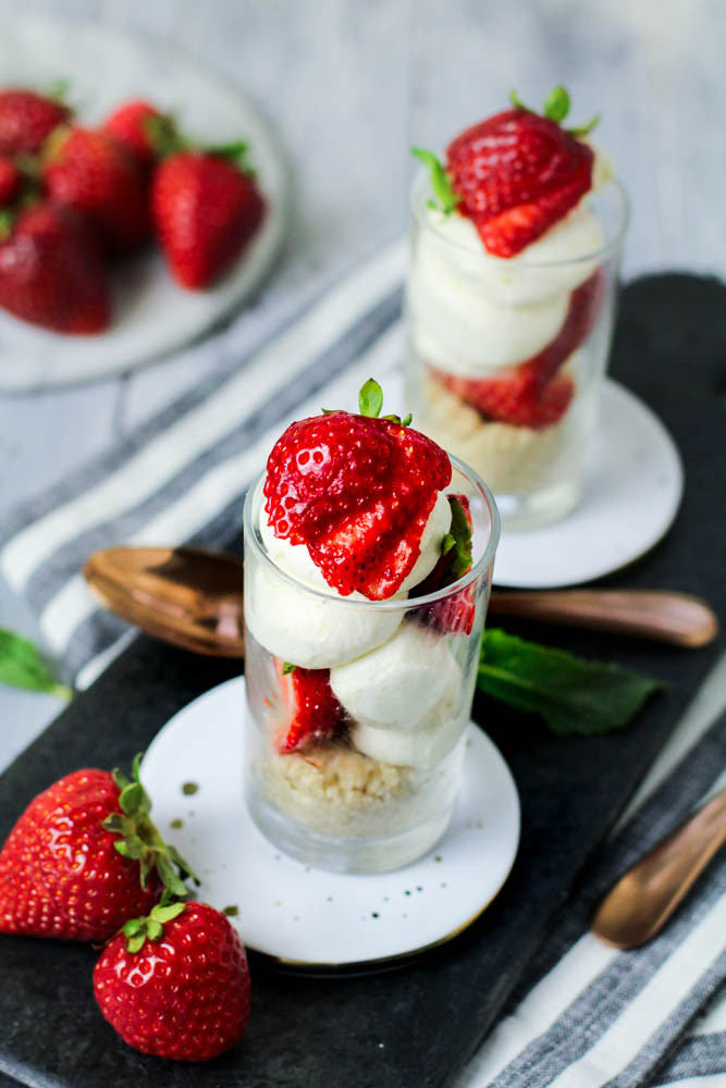 Keto Strawberry Cake
 Keto No Bake Strawberry Cheesecake Parfait Recipe