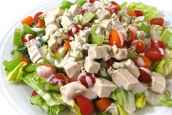 Low Calorie Salads
 Low Calorie Buffalo Ranch Chicken Salad with Weight