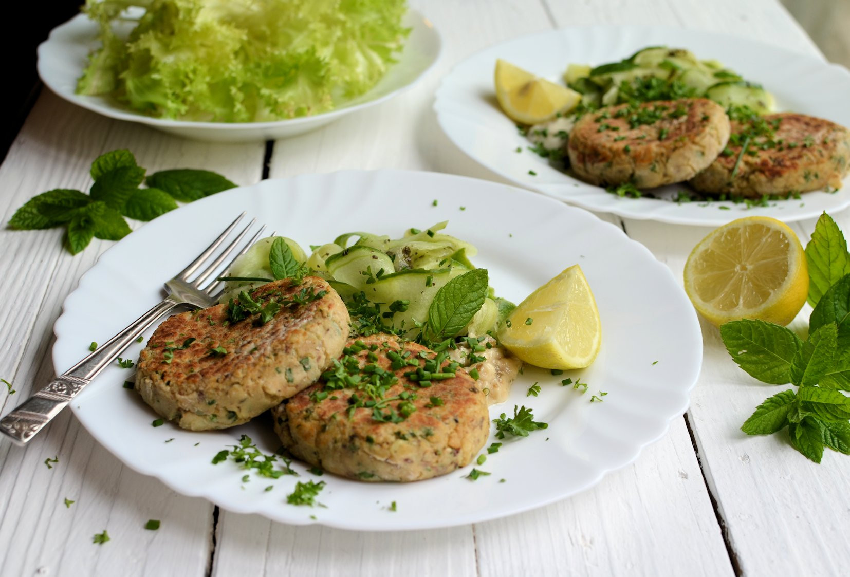Low Calorie Salmon Patties
 A Tasty Store Cupboard Standby Low Calorie Salmon & Herb