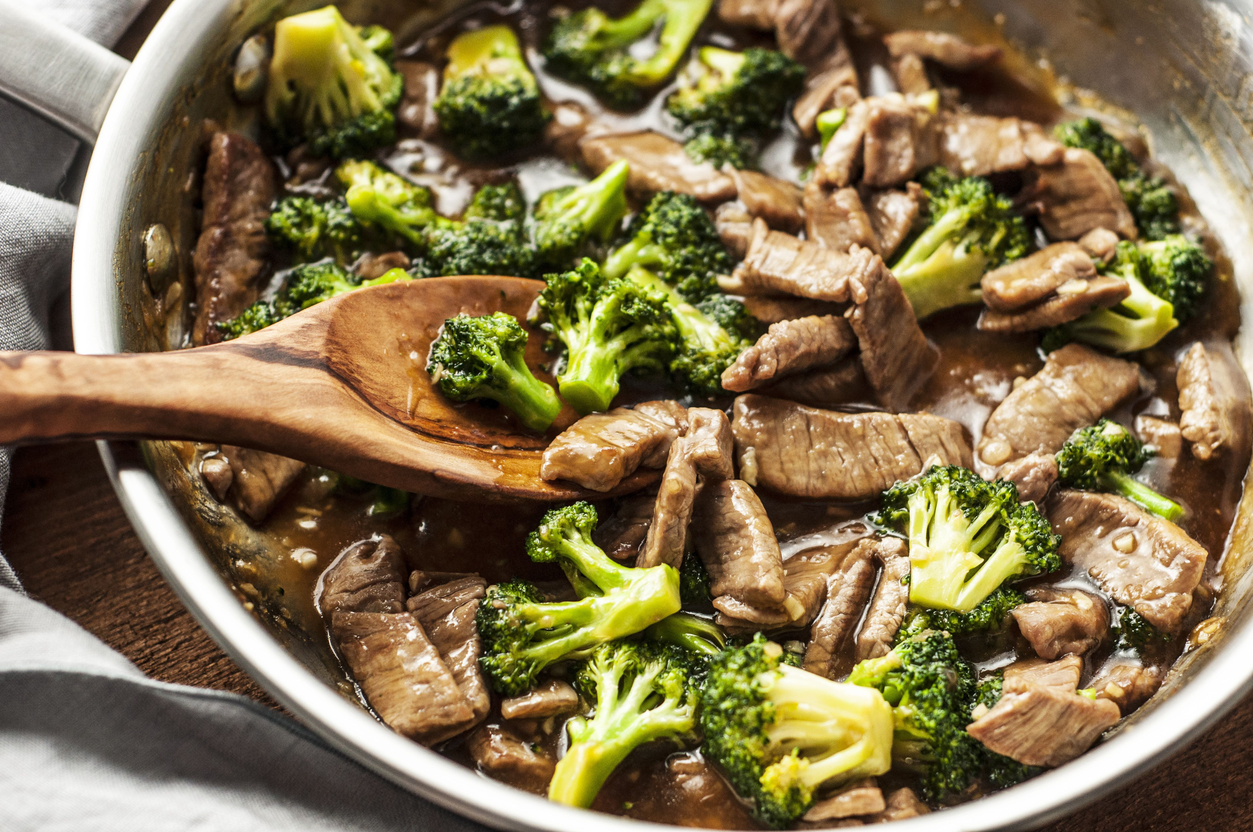 Low Calorie Stir Fry Recipes
 Low Calorie Healthy Beef and Broccoli Stir Fry Recipe