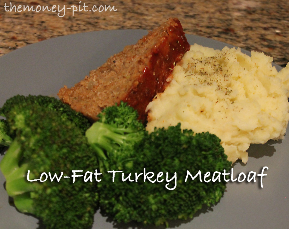 Low Calorie Turkey Meatloaf
 This post may contain affiliate links