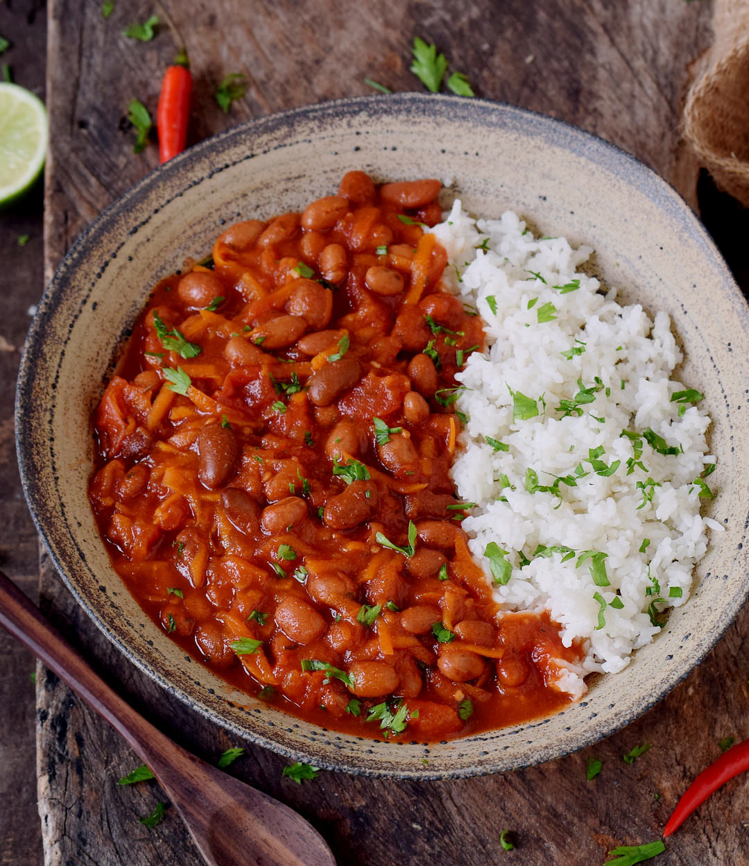 Low Calorie Vegetarian Chili
 Vegan chili recipe with beans