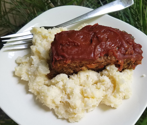 Low Carb Meatloaf
 Low Carb Meatloaf Recipe with Keto Ketchup