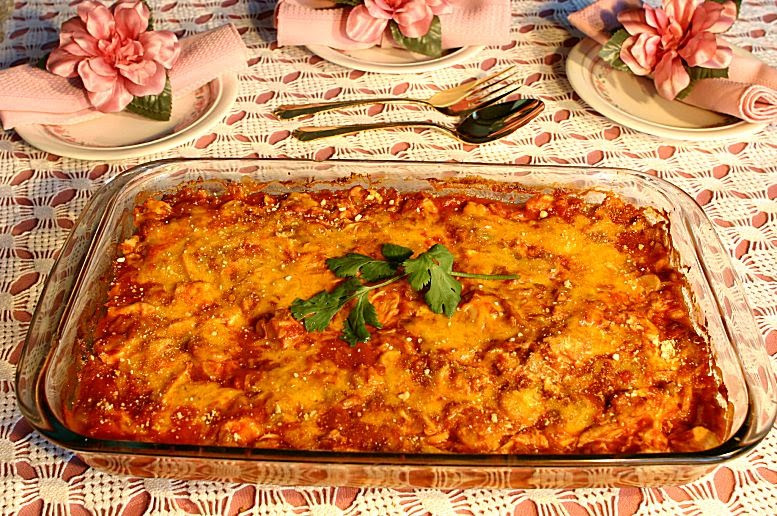 Low Carb Mexican Chicken Casserole
 SPLENDID LOW CARBING BY JENNIFER ELOFF MEXICAN CHICKEN