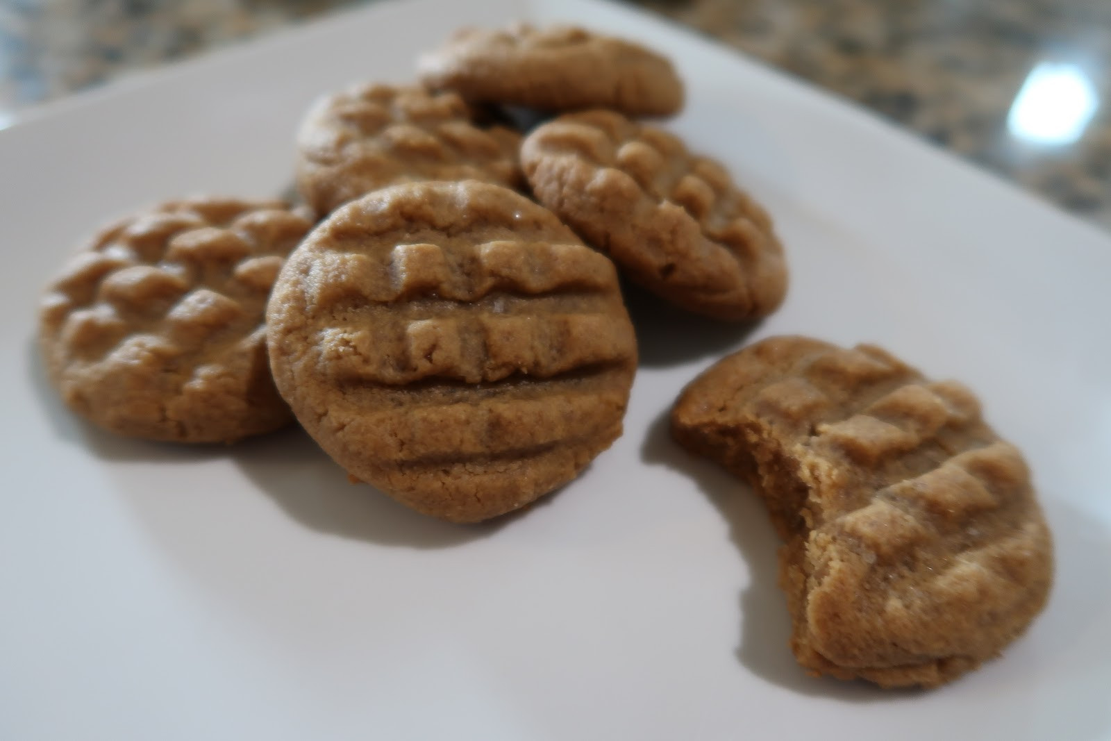 Low Carb Pb2 Recipes
 low carb peanut butter cookies with pb2