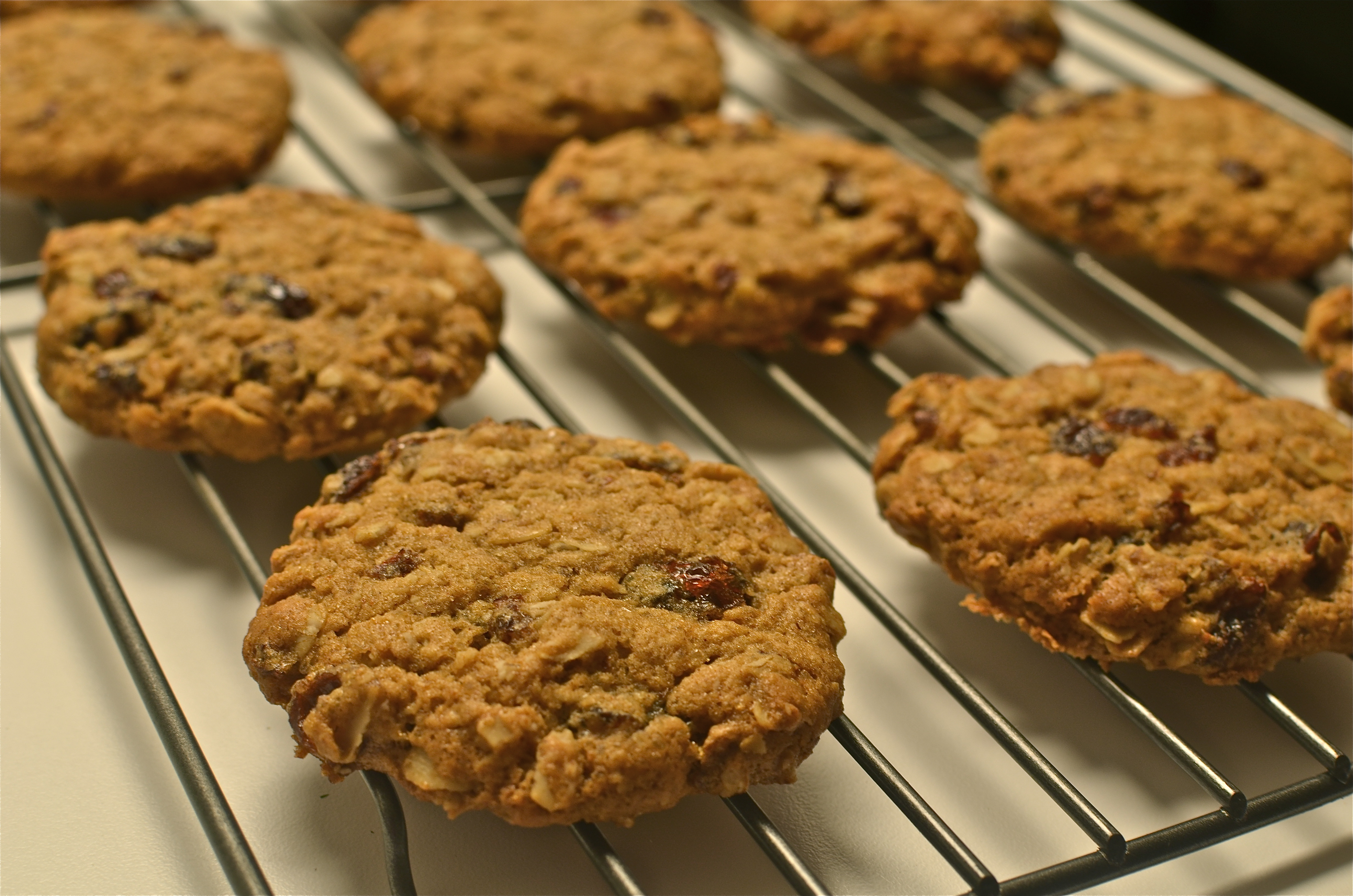 Low Cholesterol Oatmeal Cookies
 Low fat oatmeal raisin cookies