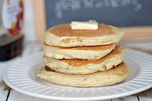 Low Fat Pancakes
 Low fat Fluffy Buttermilk Pancakes