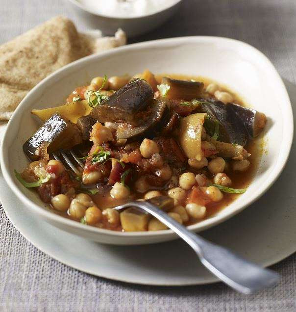 Middle Eastern Chickpea Recipes
 Middle Eastern Chickpea Stew The Happy Foo