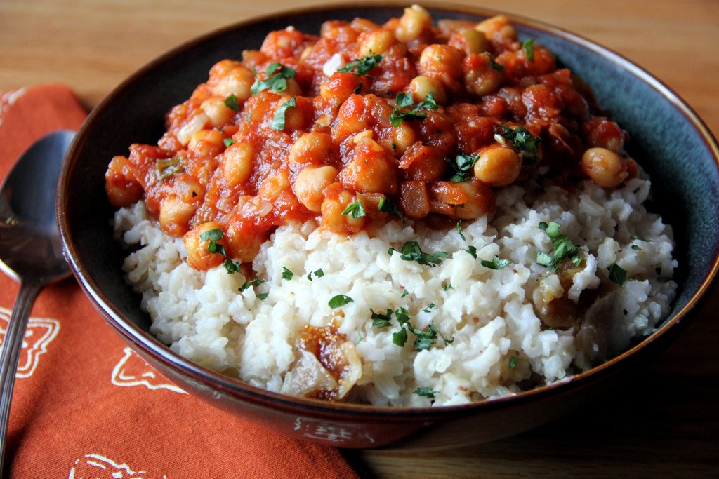 Middle Eastern Chickpea Recipes
 Middle East fort in a Bowl Tomato Chickpeas Over Dried