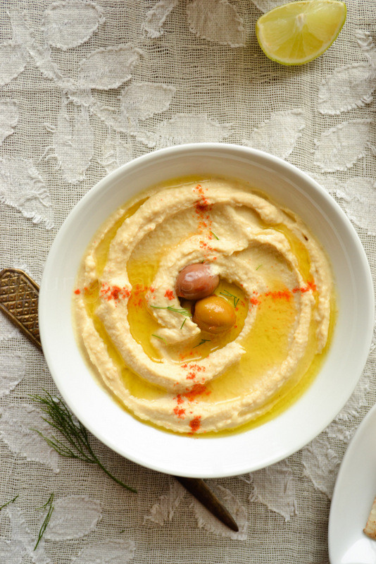 Middle Eastern Hummus Recipes
 HUMMUS MIDDLE EASTERN SPREAD
