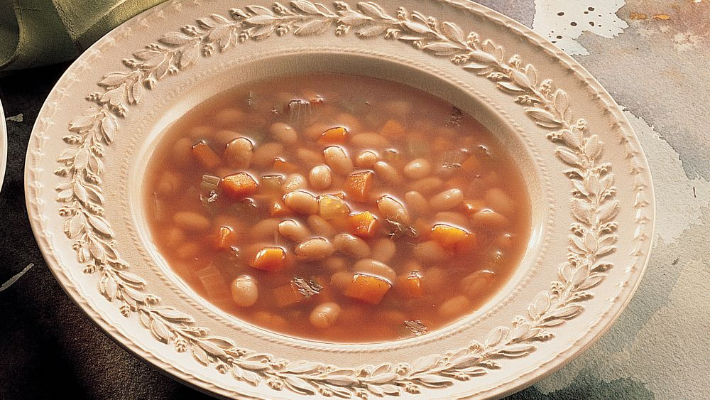 Navy Bean Recipes Vegetarian
 Ve arian Navy Bean Soup recipe from Pillsbury