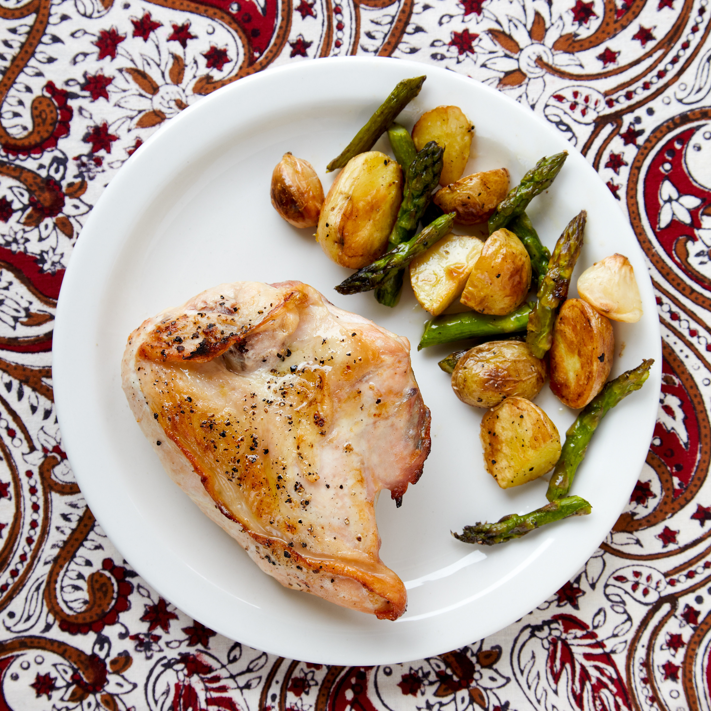 One Pan Easter Dinner
 Roasted Chicken New Potatoes and Asparagus Recipe
