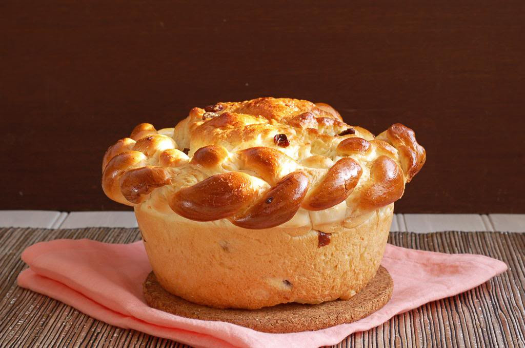 Pascha Easter Bread
 Ukrainian Paska Bread