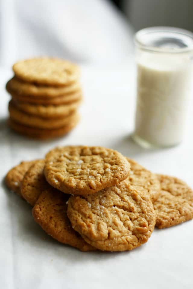 Peanut Butter Cookies Recipe Gluten Free
 Classic Gluten Free Peanut Butter Cookies The Pretty Bee