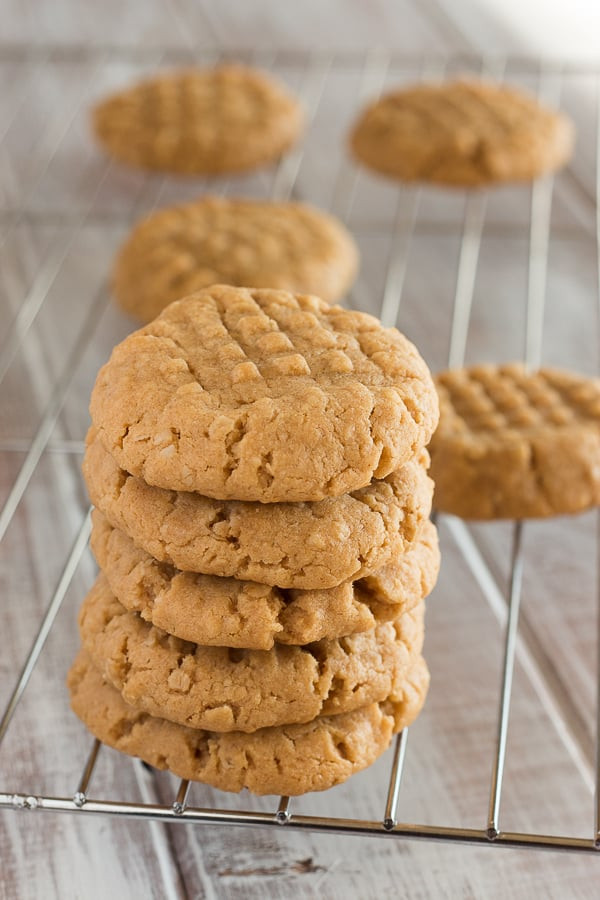 Peanut Butter Vegan Cookies
 easy vegan peanut butter cookies