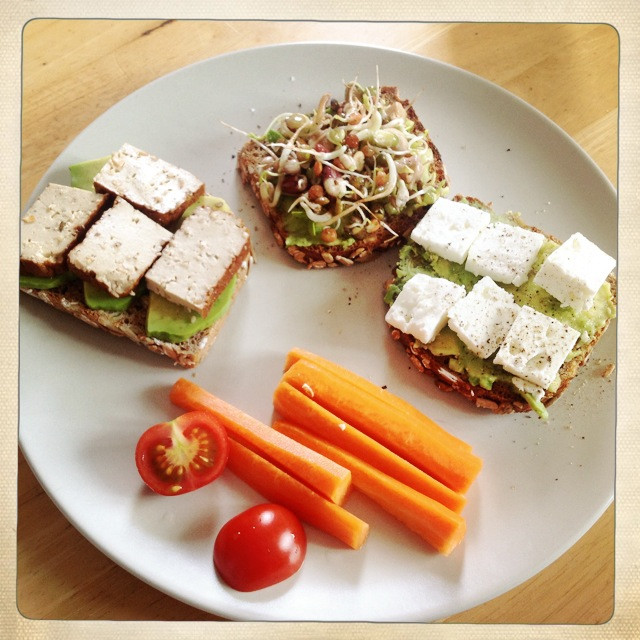 Quick Healthy Lunches
 Developing good eating habits for children and adolescents