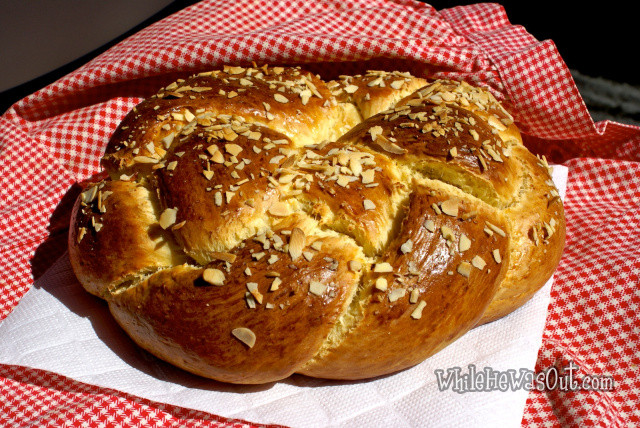 Traditional Easter Bread
 Traditional Easter Braided Sweet Bread – 2