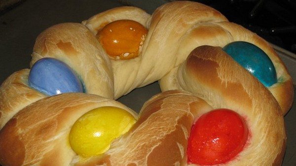 Traditional Easter Bread
 Traditional Easter Bread – What2Cook