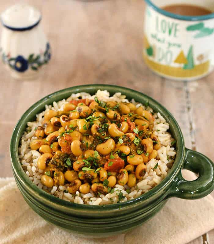Vegan Black Eyed Pea Recipes
 Vegan Instant Pot Black Eyed Pea Curry with Spinach