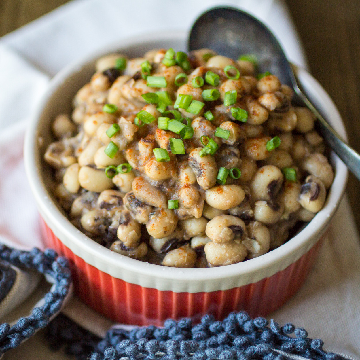 Vegan Black Eyed Pea Recipes
 Southern Style Vegan Black Eyed Peas The Wanderlust Kitchen