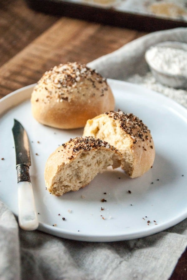 Vegan Dinner Rolls
 Everything Vegan Dinner Rolls