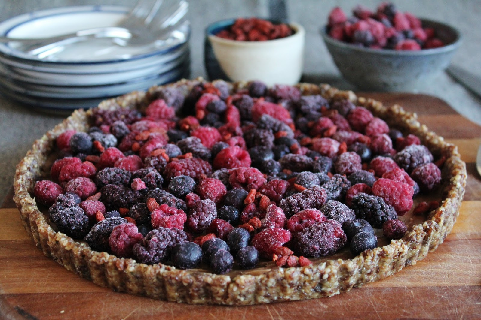 Vegan Fruit Recipes
 This Rawsome Vegan Life jewel fruit tart with caramel