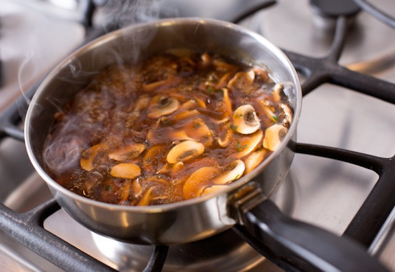 Vegan Mushroom Gravy Recipes
 Easy Mushroom Gravy