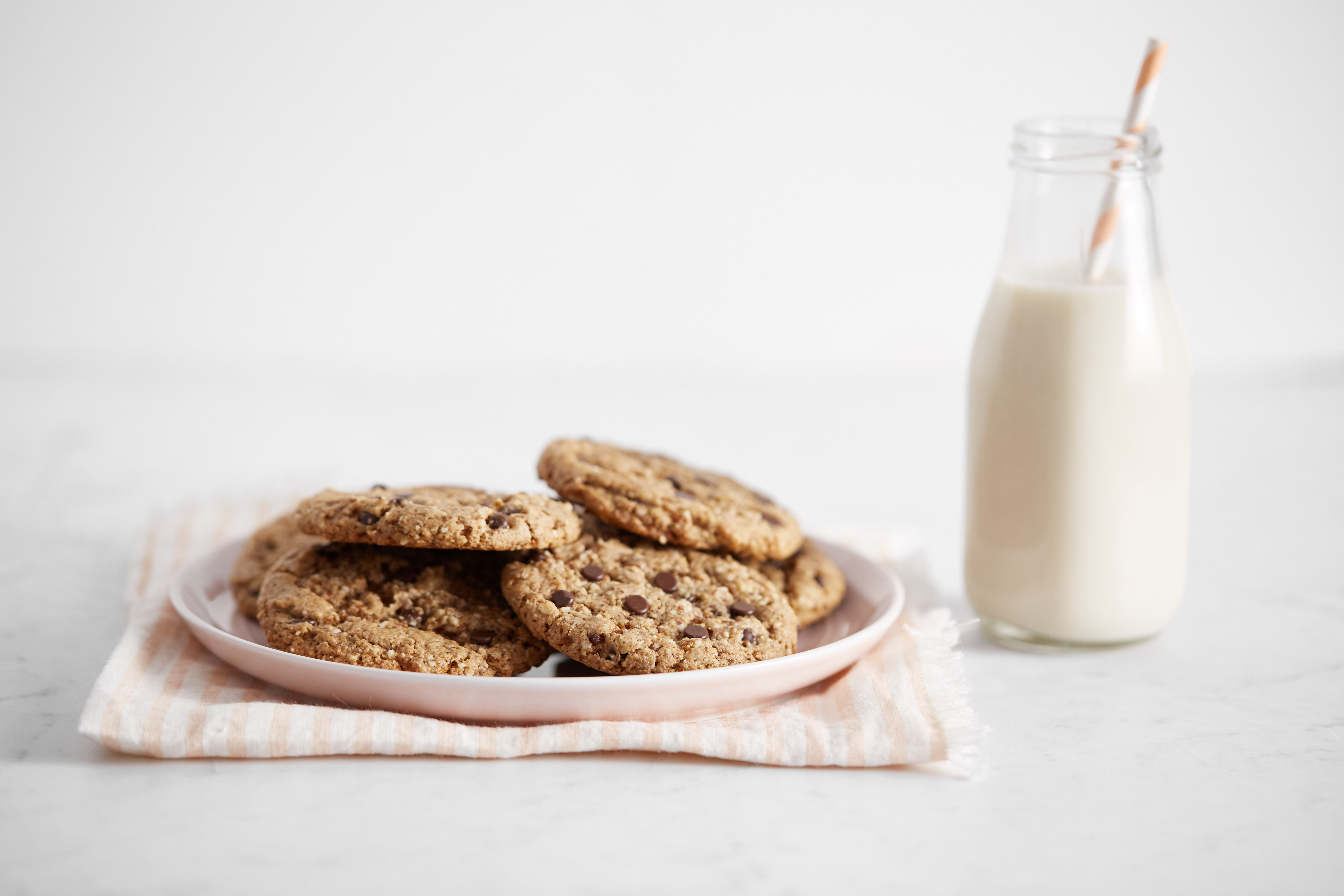 Vegan Peanut Butter Cookies Oh She Glows
 Crispy Peanut Butter Chocolate Chip Cookies Vegan