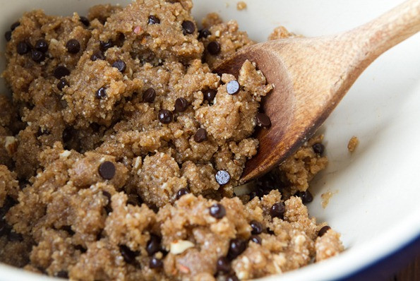 Vegan Peanut Butter Cookies Oh She Glows
 Crispy Peanut Butter Chocolate Chip Cookies Vegan