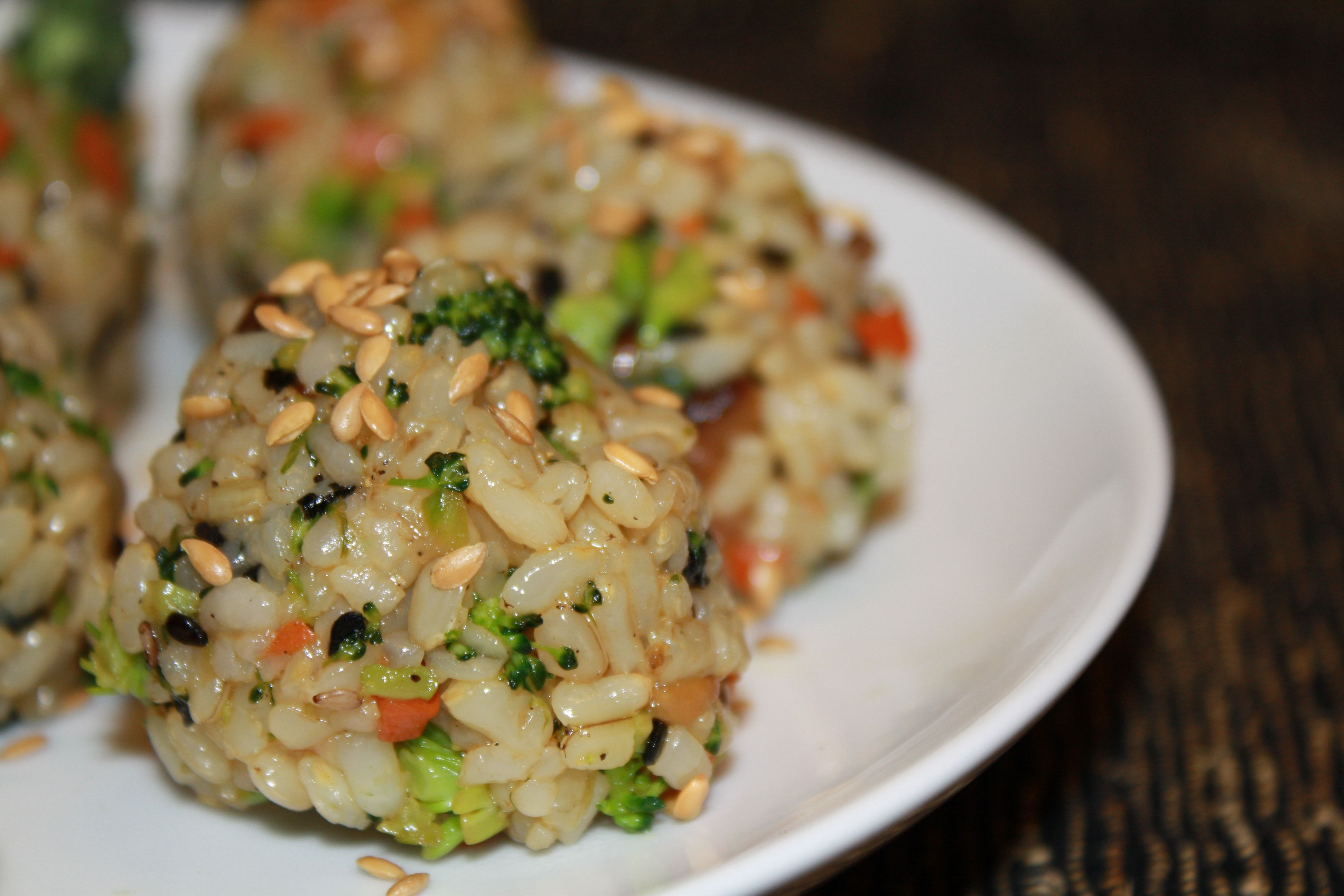 Vegan Recipes With Rice
 Vegan Joomuk bap Fist Rice Recipe