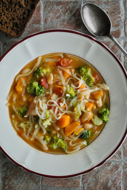 Vegan Rice Noodle Recipes
 Sweet potato and rice noodle soup with broccoli and white