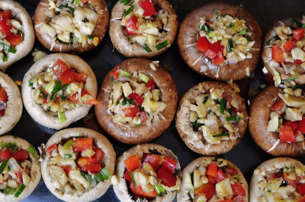 Vegan Stuffed Mushrooms Recipes
 Ve able and Garlic Stuffed Mushrooms Vegan Family Recipes