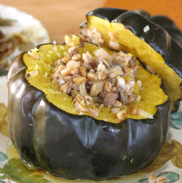 Vegetarian Acorn Squash Recipes
 Ve arian Stuffed Acorn Squash with Farro The Dinner Mom