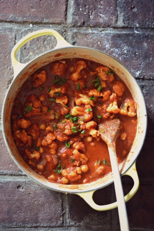 Vegetarian Chickpea Chili
 19 Cauliflower Recipes to Hack Your Favorite fort Foods