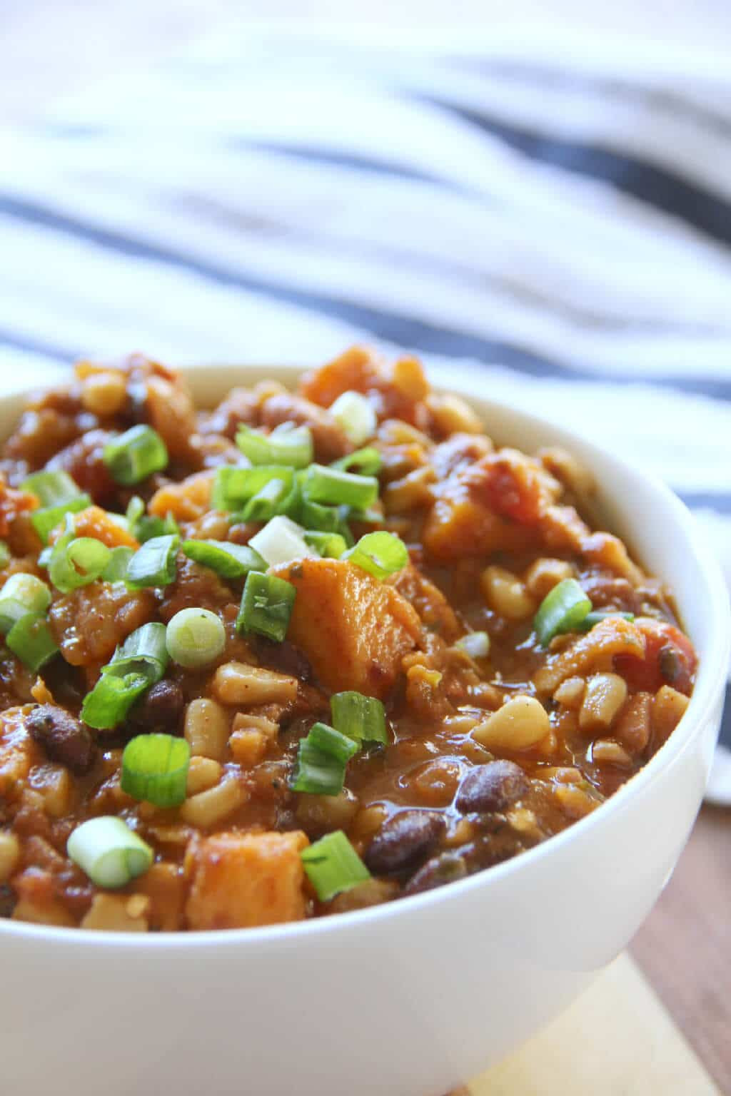 Vegetarian Chili With Sweet Potato
 Slow Cooker Ve arian Chili with Sweet Potatoes