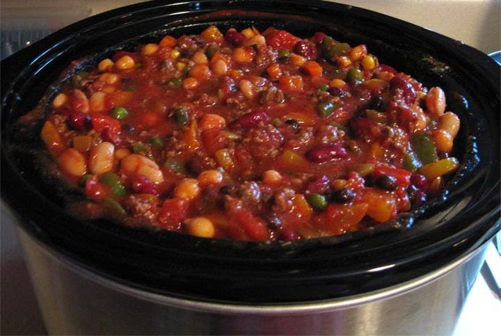 Vegetarian Crock Pot Chili Recipe
 Sohl Design Ve able Beef Chili or Ve atarian Chili