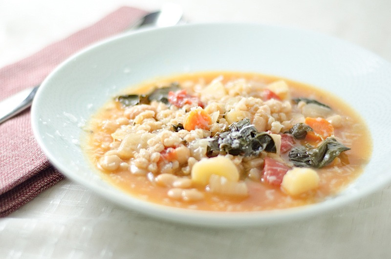 Vegetarian Farro Recipes
 Ve arian Italian Farro Soup Recipe The Chic Life