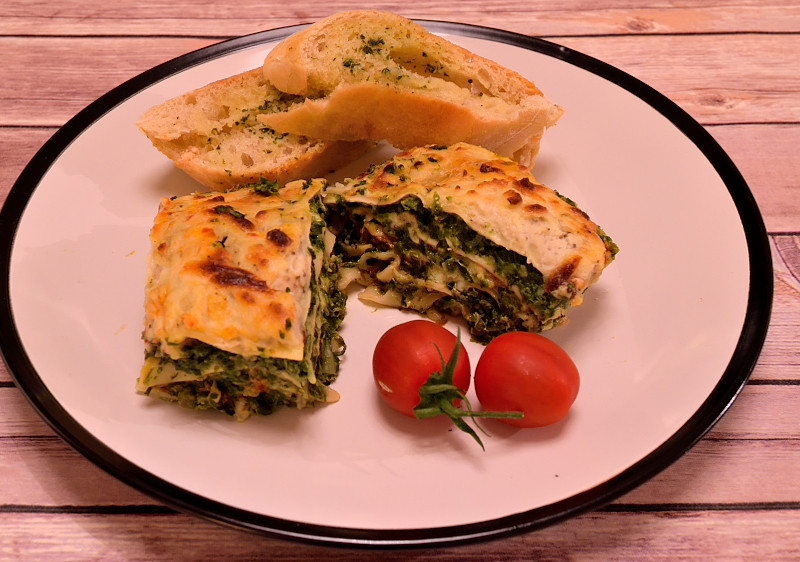 Vegetarian Lasagna With Bechamel Sauce
 Ve arian Lasagna with Homemade Eggplant Bechamel Sauce